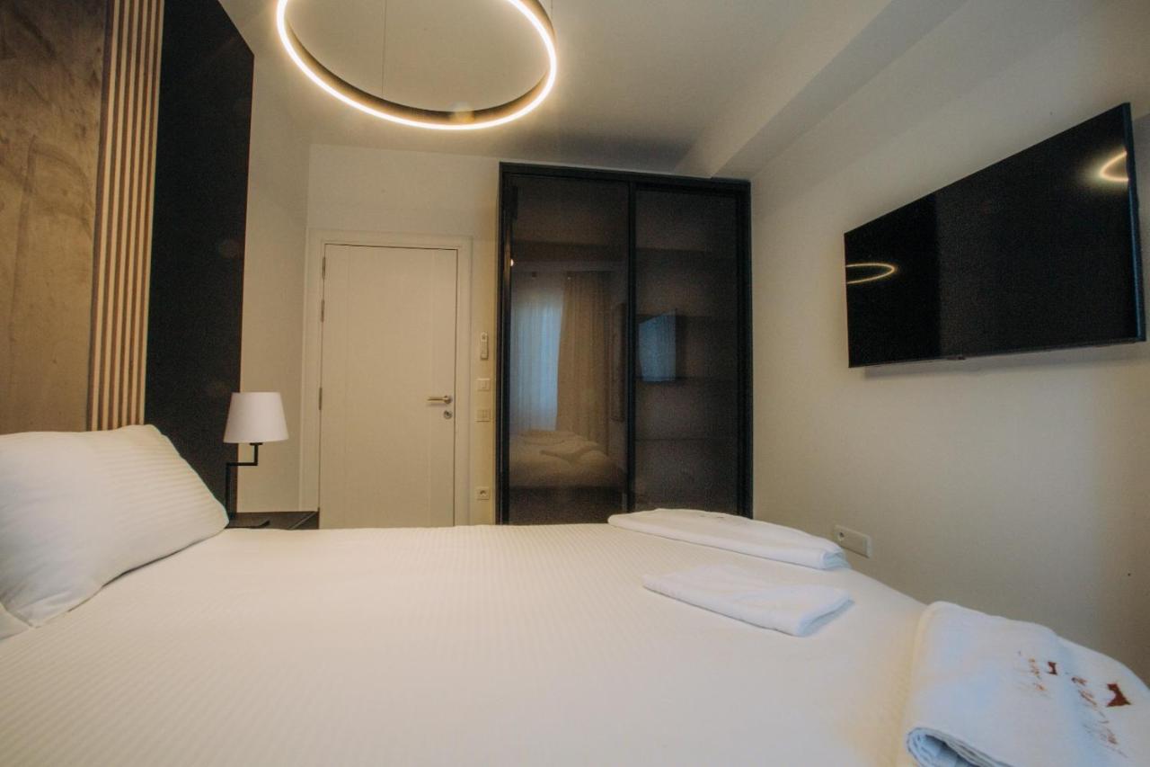 Central Apartment Chunarot Ohri Dış mekan fotoğraf